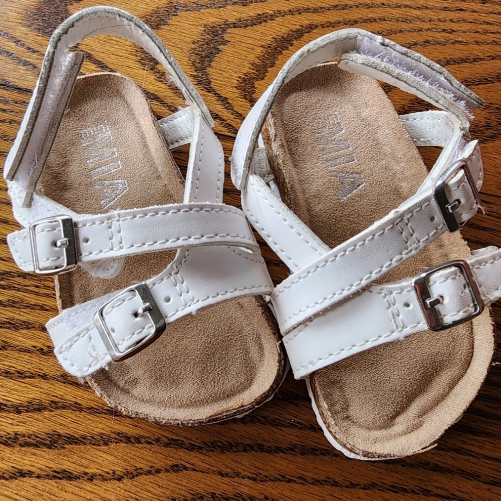 ✨️♡GIFTED♡✨️Baby girl sandals
